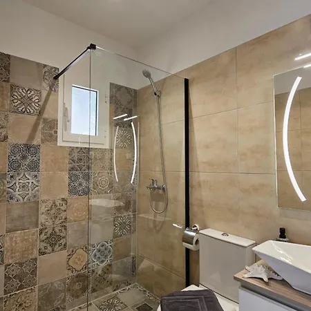 Chronis In Apartmán Adamantas (Milos)